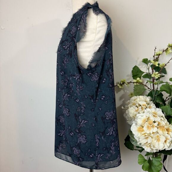 CABI | Evermore Flutter Sleeve Butterfly Top | Style #3065 | Large - Picture 4 of 9